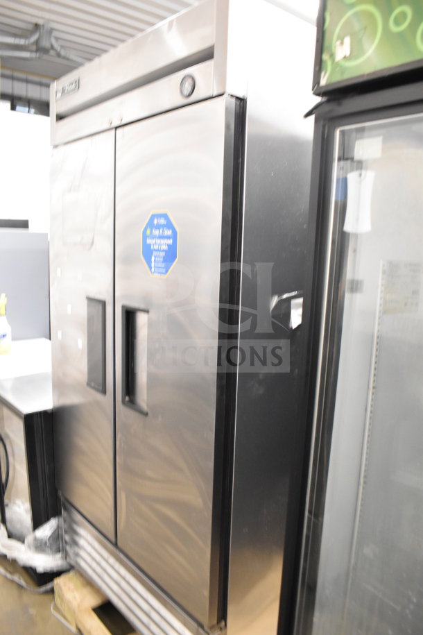 2017 True T-35 Commercial 2 Door Reach In Cooler, stainless steel, 115V, 1 Phase, visible label indicating model.