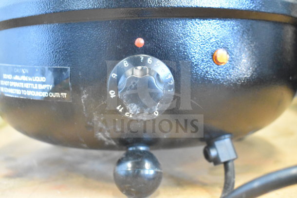 ELSW-100K countertop soup kettle food warmer, model ELSW-100K, 120V, 1 phase, temperature dial, warning label visible.