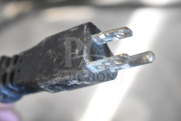 Imperia RMN Commercial Pasta Machine cord plug, missing handle, 120 volts. Plug shows signs of wear.