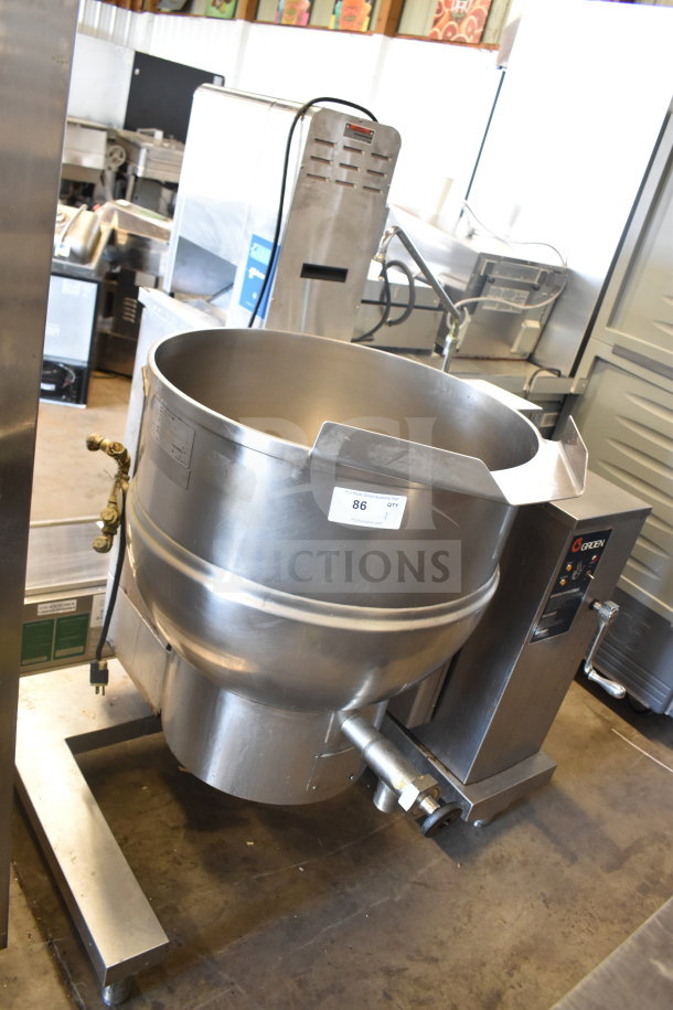 Groen T/1-40 40-gallon propane steam kettle, 100,000 BTU, stainless steel, commercial floor style, excellent condition.