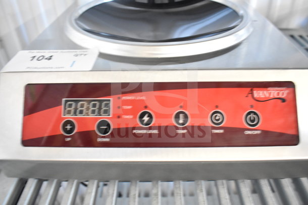 Avantco 177IWC35 Countertop Wok Induction Range, new with minor scratches, digital controls, 208-240V, 1 Phase.