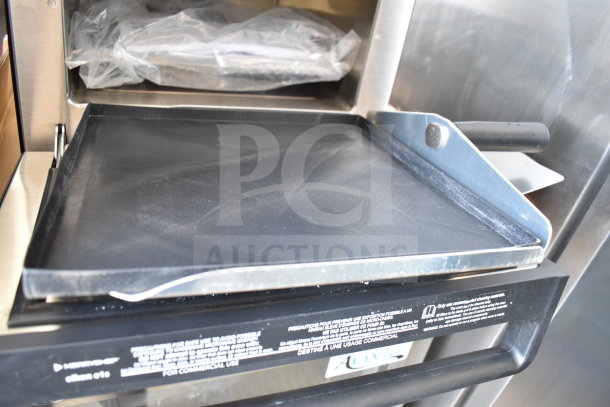 2025 Merrychef eikon e1s electric countertop oven, 208/240V, features high-speed cooking, model label visible.