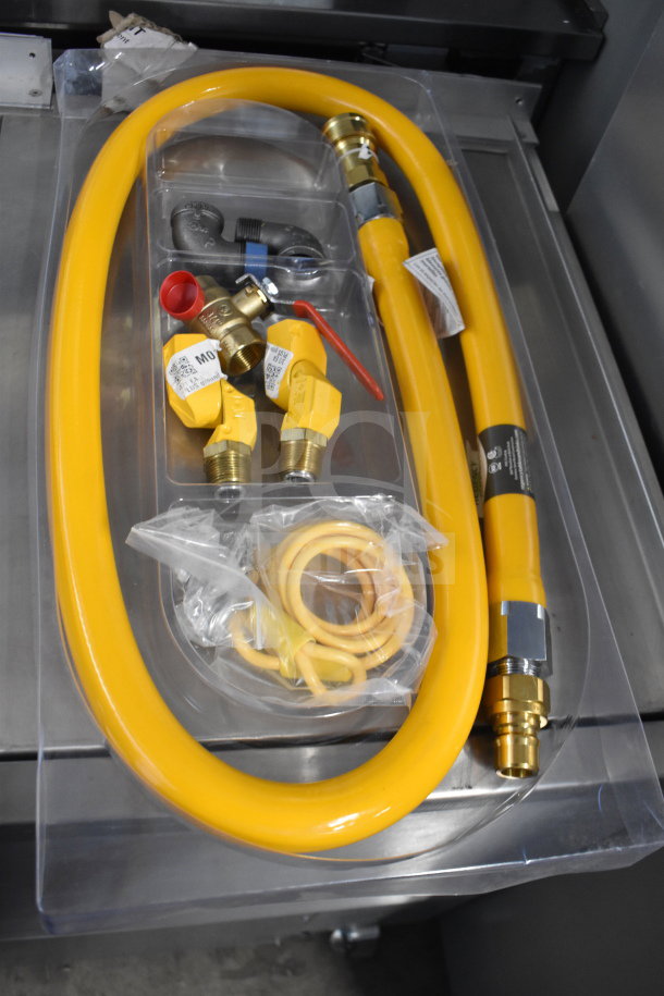 BRAND NEW Regency 72" mobile gas connector hose kit with elbows, full port valve, restraining device, and quick disconnect, 3/4".