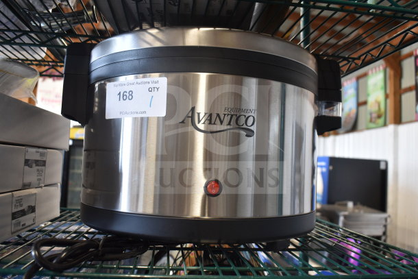 Brand new Avantco 177RWB60 60-cup electric rice warmer. Stainless steel exterior with scratch and dent, 120V, 1 phase.