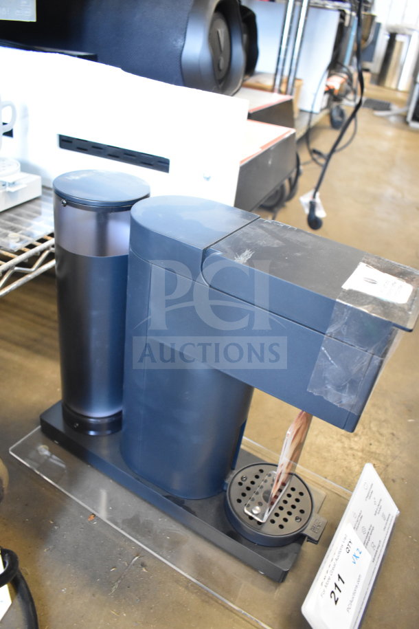 Chefman Single Cup Coffee Machine, black, compact design, visible minor wear. Auction label reads "211, Qty 2".