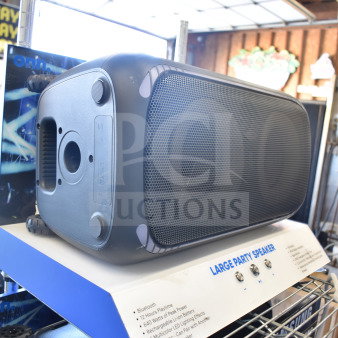 Onn Large Party Speaker, Bluetooth, 640W power, 12hr playtime. Features LED lighting, party sync. New condition.