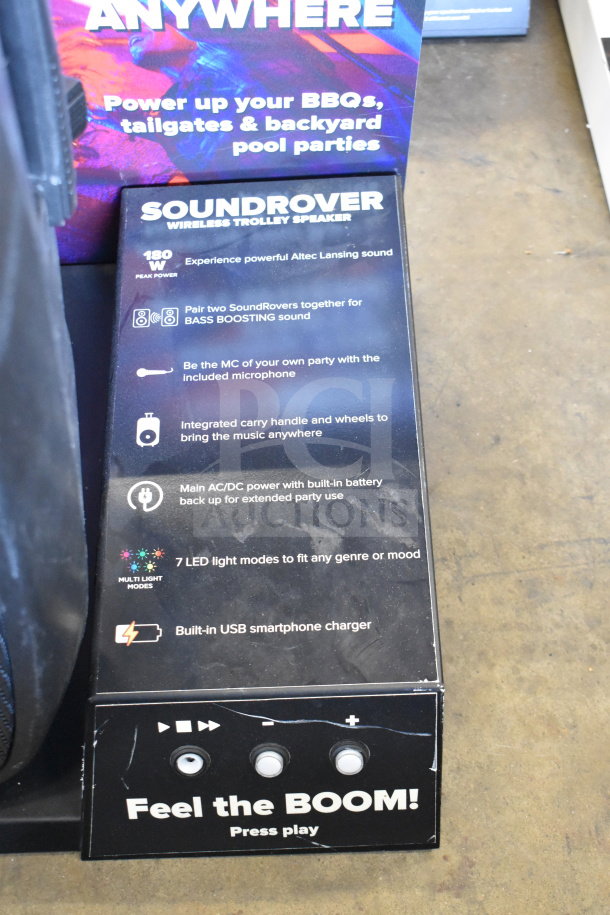 Altec Lansing IMT7002 SoundRover speaker display. Features: 180W power, bass boosting, microphone, 7 LED modes, USB charger.