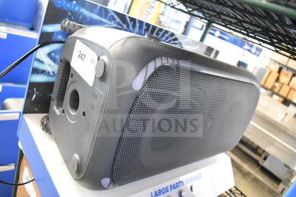 4 items: 2 store displays with Onn speaker, 2 Samsung speakers. Tag shows "247". Ideal for audio enthusiasts.