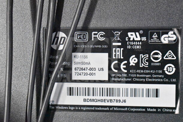 Label close-up shows HP KU-1156 keyboard specs, 5V~50mA, Assy 672647-003 US, Serial 724720-001, made by Chicony Electronics.