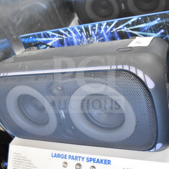 Onn Large Party Speaker, store display model. Features Bluetooth, 12-hour playtime, rechargeable battery. Condition: displayed.