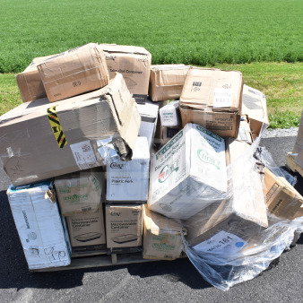 28 BRAND NEW SCRATCH AND DENT! Items Including Cold Cups, Sporks, Forks, Plates. See Description for Details. 28 Times Your Bid! MAY26-161