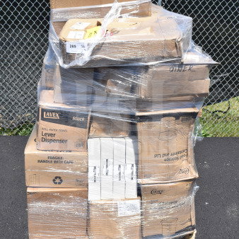 Pallet with 41 mixed brand new scratch and dent items, boxed and shrink-wrapped, including utensils and floor mat.