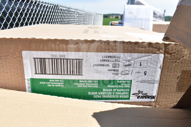 Cardboard box with label showing barcode, product dimensions, and brand Nagara. Contains 20 scratch and dent items.