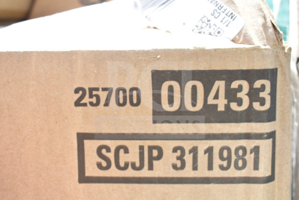 Cardboard box with printed markings: "25700 00433 SCJP 311981." Part of a lot with 17 brand new scratch and dent items.