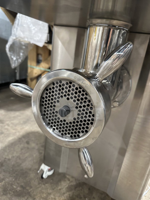 Brand new Vevor DJ42 stainless steel meat grinder, electric powered, industrial use, 220/240V, shiny finish.