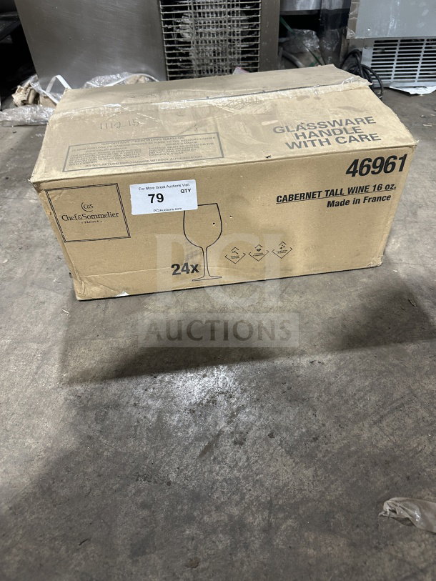 Box of 24 Chef & Sommelier 16 oz clear glass tall wine glasses, Model 46961, brand new, made in France.