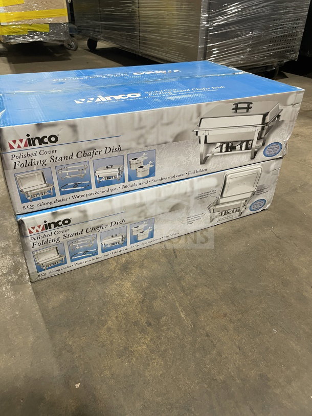 Winco Commercial Heavy Duty Stainless Steel 8 Quart Chafer, Model C4080, brand new in box, full-size with folding stand.