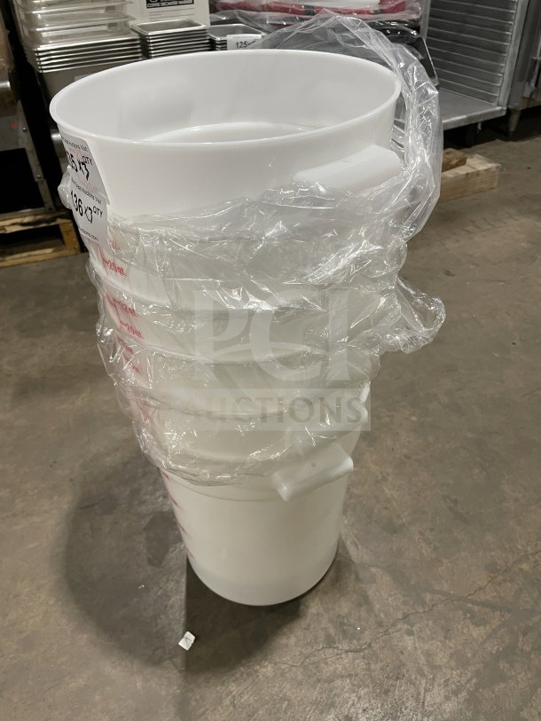 Brand new Cambro 22Qt white round food storage container Model RFSS148, polypropylene, with 2 handles, stacked.