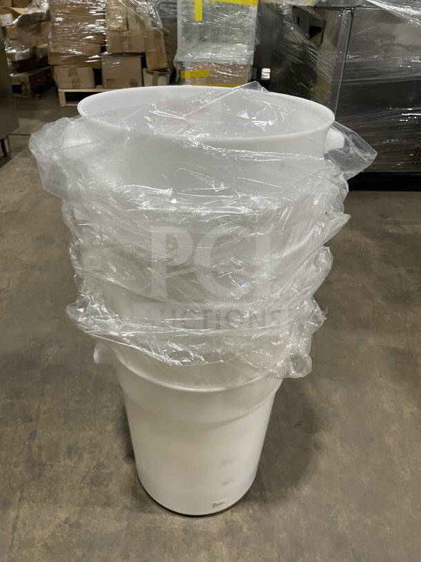 Brand new Cambro 22Qt white polypropylene food storage container with handles, Model RFSS148, wrapped in plastic.