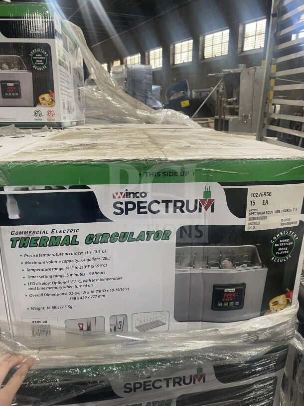 Winco Spectrum Series ESVC-28 Sous Vide Cooker, 7.4 Gal, Stainless Steel, New in Box, Digital Control Panel, 110-120V.