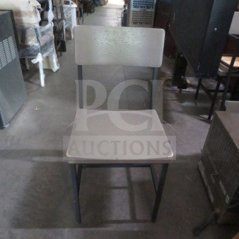 Black metal chair with gray wooden seat and back, model 3XBID, in good condition.