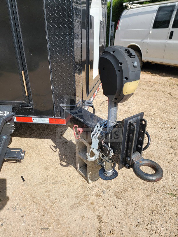 2021 SDG 8.5' x 20' mobile kitchen trailer, dual-axle, tow hitch, excellent condition. VIN 4S9S1EF20MW364522.
