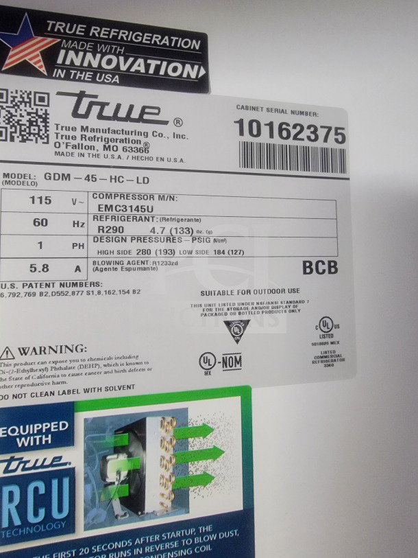 True Manufacturing label on refrigeration unit, Model GDM-45-HC-LD, 115V, refrigerant R290, serial number 10162375.