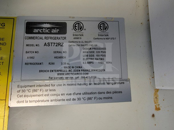 Arctic Air commercial refrigerator label, model AST72RZ. Details include design pressures, refrigerant type R290, and 115V rating.