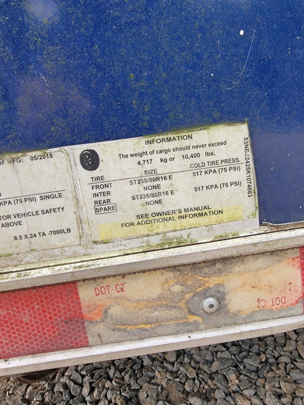 2019 Diamond Cargo 8.5' x 24' mobile kitchen trailer, VIN 53NBE2425K1074663, tire info and weight limit label visible.