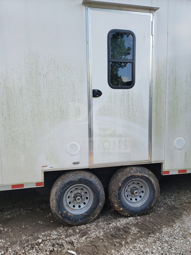 2021 SDG 8.5' x 26' tandem-axle trailer, logistics configuration with side door, visible wear on tires, VIN 4S9S1EJ27MW364475.