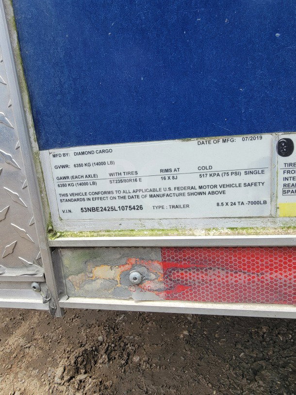 2019 Diamond Cargo 8.5' x 24' trailer label, showing GVWR, tire size, VIN 53NBE2425L1075426, and manufacturing details.