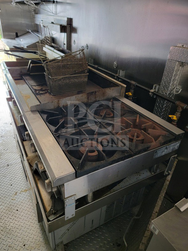 2021 BT&S 8.5' x 24' mobile kitchen trailer interior; features stove and fryer; HVAC Mirage VentusX; VIN 1N9BE2428MD391107.