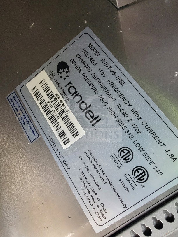 Randell equipment tag showing model R1DT-25-1FBL with voltage 115V, refrigerant R-290, and certification labels.