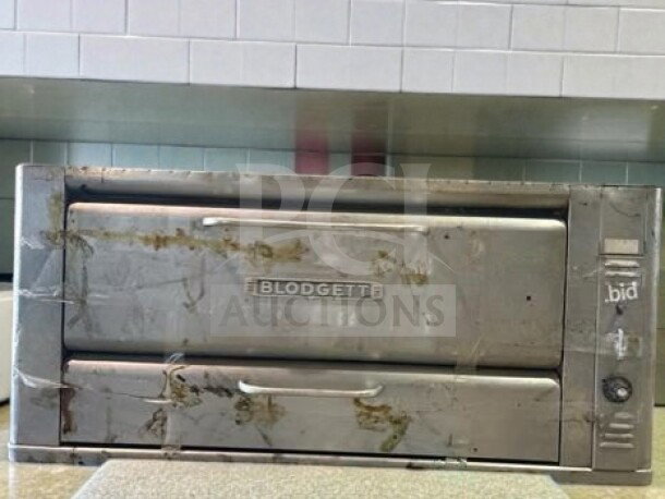 Blodgett Double Deck Commercial Pizza Oven, gas, heavy-duty stainless steel, fully tested, operational, visible wear.