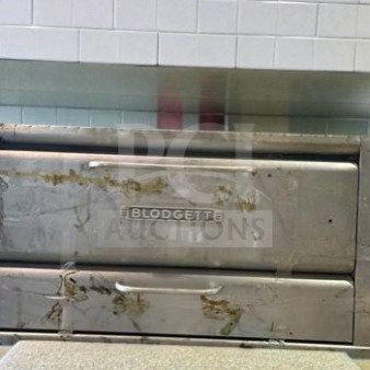 Blodgett Double Deck Commercial Pizza Oven, gas, heavy-duty stainless steel, fully tested, operational, visible wear.