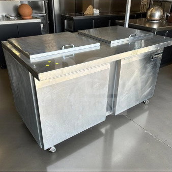 Continental Refrigerator SW60-24M, 60" stainless steel worktop, sandwich prep table, pristine condition, 115V, tested operational.