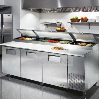Pristine True TPP-93 commercial pizza prep table, 93", 3 doors, cutting board top, fully tested, operational.