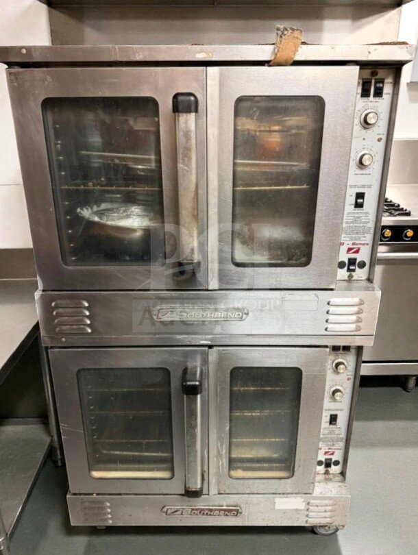 Blodgett double-stack convection oven in stainless steel, exceptional condition, fully tested and operational, model BLD-L-DBL-0340.
