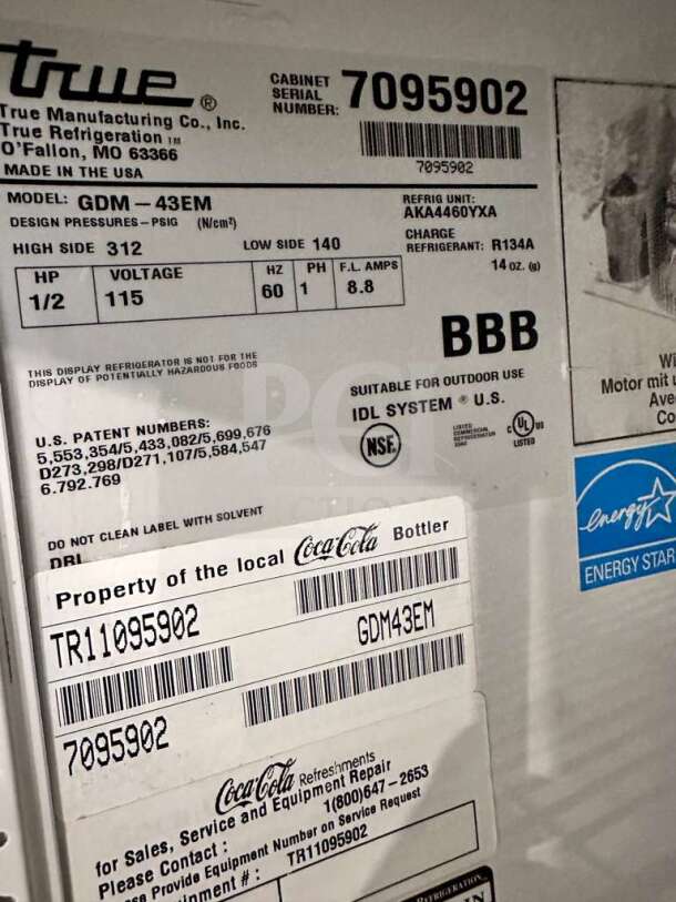 Label of True STM1R-2HS refrigerator showing model GDM-43EM, serial number 7095902, and Energy Star certification.