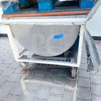 Falcon Machinery Commercial Gas Tilting Skillet in premium condition, features sturdy construction and operational utility.
