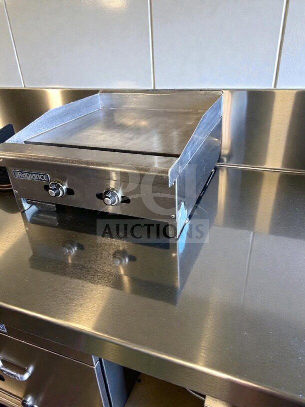Radiance Commercial Gas Griddle, model RAD-M-GRD-0544, heavy-duty flat top, natural gas, excellent condition.