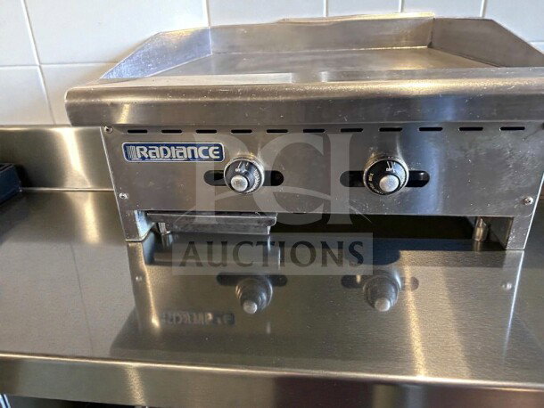 Radiance commercial gas griddle, model RAD-M-GRD-0544, heavy-duty flat top, natural gas, excellent condition, fully tested.