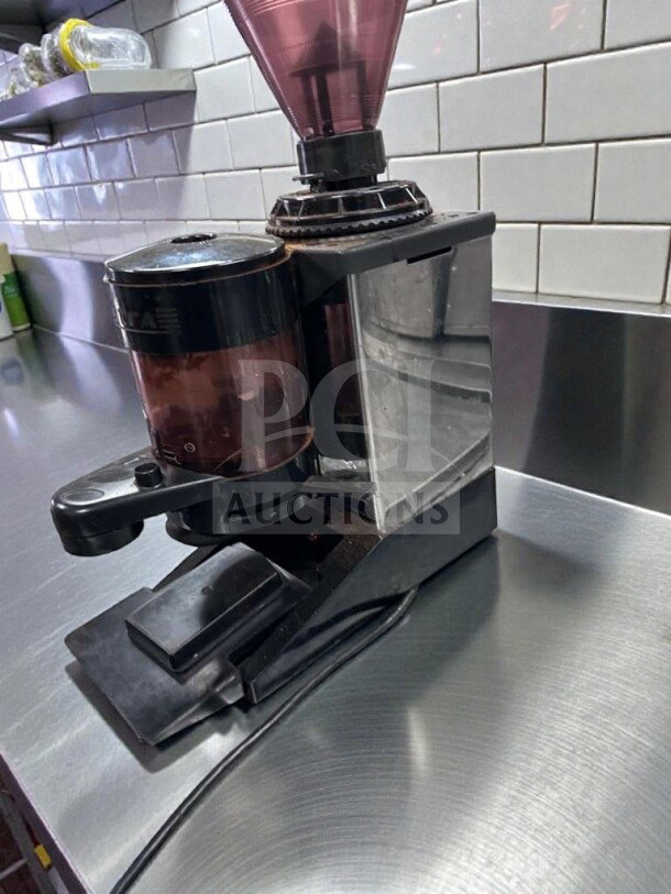 Astra Commercial Espresso Coffee Grinder, model AST-M-GRD-0391, in premium condition, UL listed, 115V, fully tested operational.