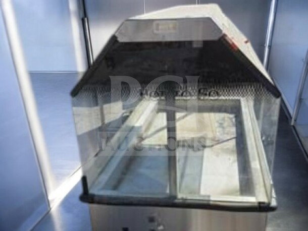 Duke E304 4-Well Electric Steam Table with Sneeze Guard, very good condition, 208V, fully tested and operational.