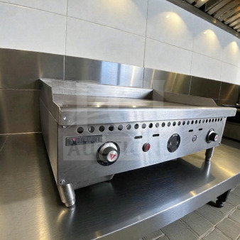 Vulcan VCR36-T commercial gas griddle, 36", stainless steel, excellent condition, NSF & UL listed, fully tested.