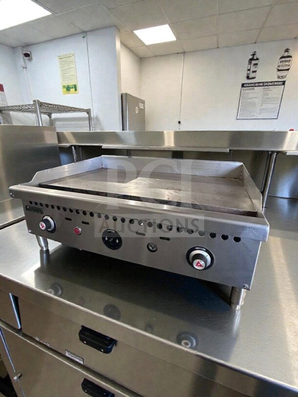 Vulcan VCR36-T commercial gas griddle, 36", excellent condition, natural gas, NSF & UL listed, fully tested, stainless steel.