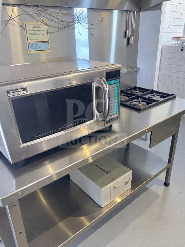 Sharp R-21LV Commercial Microwave Oven, 1000W, stainless steel, premium condition, fully tested, operational.
