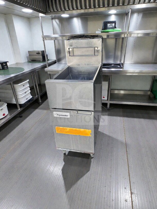 Frymaster ESG35T natural gas fryer, 40 lb capacity, excellent condition, NSF & ETL listed, fully tested, model label visible.