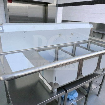 Brand new KoolMore SC121610-16L3 stainless steel prep table, NSF certified, never used, with cold food wells, premium condition.
