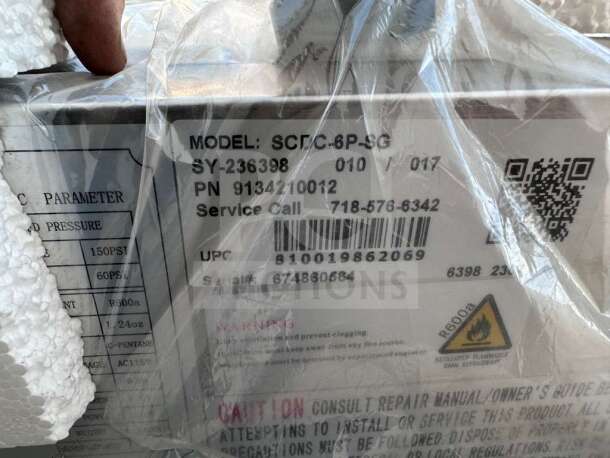 Brand new KoolMore Commercial Refrigerated Cold Food Well, 6-pan capacity, stainless steel. Model KLM-M-CFW-0316, UL Listed.